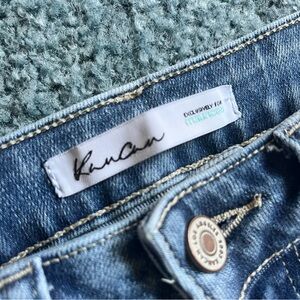 Distressed Cropped KanCan jeans size 25 frayed ankles! Good condition worn once!